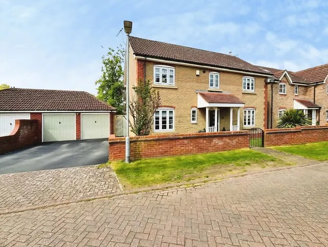 Hopyard Court, East Yorkshire, DN14, photo 1