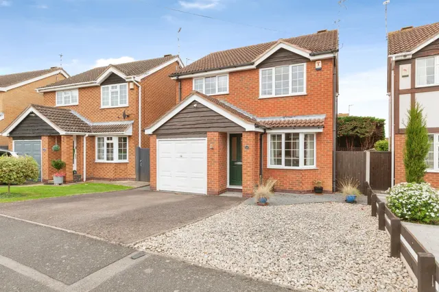 Sanderson Close, Whetstone, LE8, photo 2