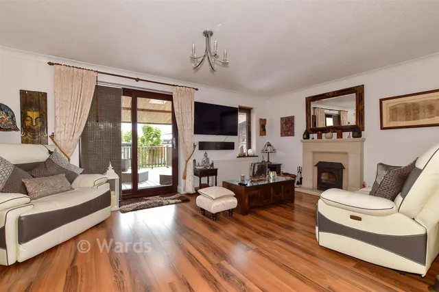 Cornwallis Avenue, Herne Bay, CT6, photo 3