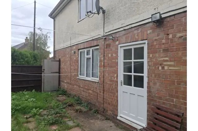 Photo 3 — Moorland Crescent, Lincoln