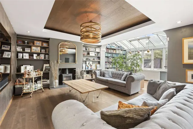 Oldridge Road, London, SW12 8PQ, photo 1