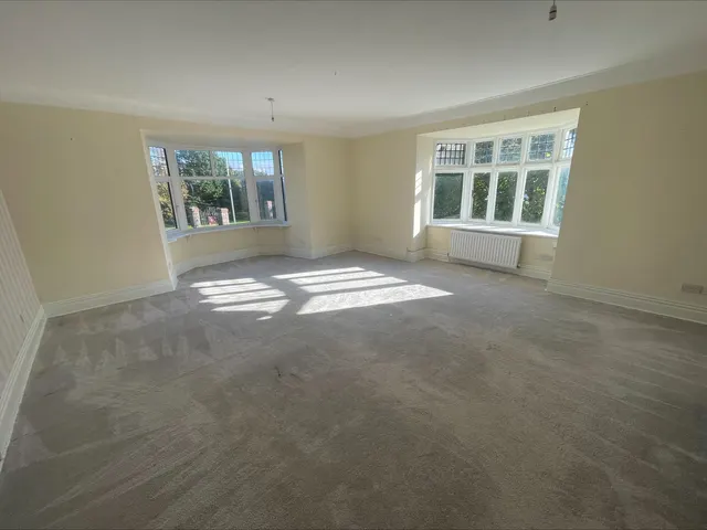 Groes Road, Colwyn Bay, LL29, photo 2