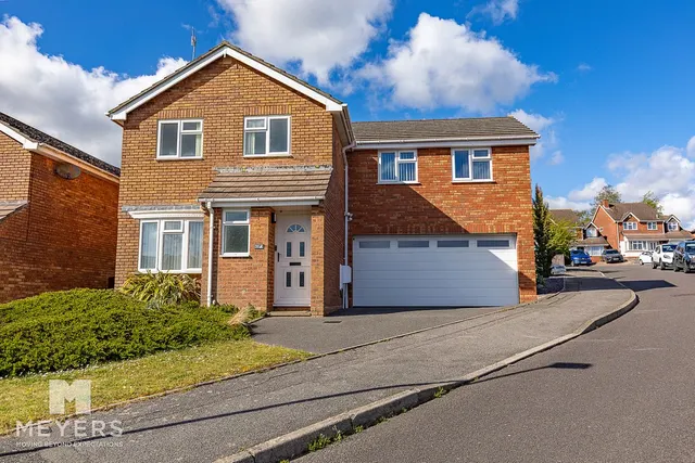 Marshwood Avenue, Poole, BH17, photo 1