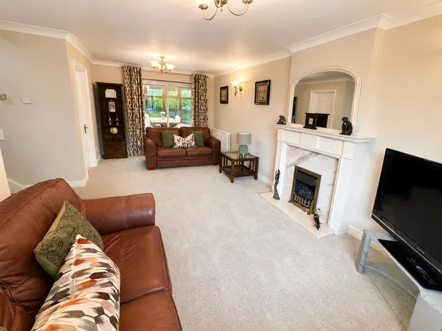 Photo 3 — Keilder Mews, Heaton, Bolton, BL1 5JQ