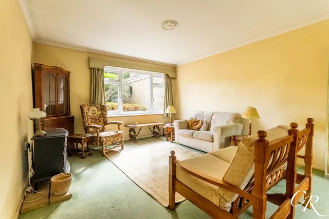 Roberts Road, Prestbury, photo 3