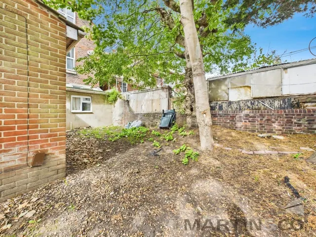 St Andrews Road, Southsea, PO5, photo 2