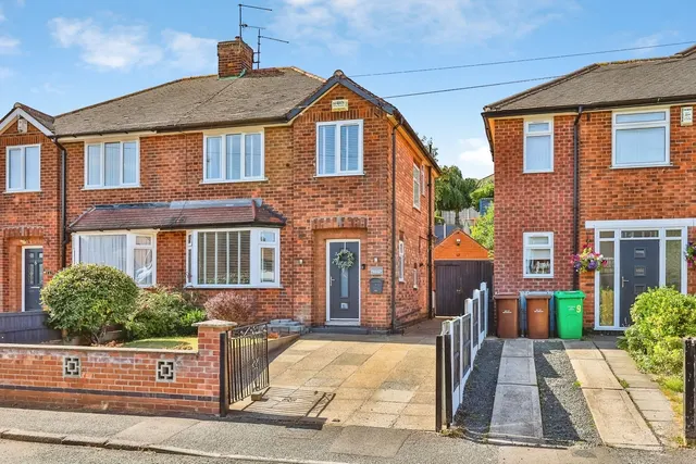 Belmont Avenue, Nottingham, Nottinghamshire, NG6, photo 1