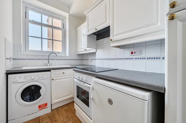 Cookham Road, Maidenhead, SL6, photo 2
