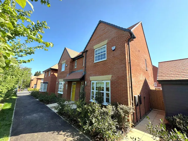 Great Horwood Road, Winslow, MK18 3LY, photo 1