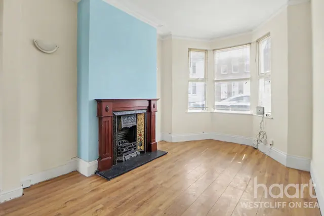 Fairfax Drive, Westcliff-On-Sea, SS0, photo 2