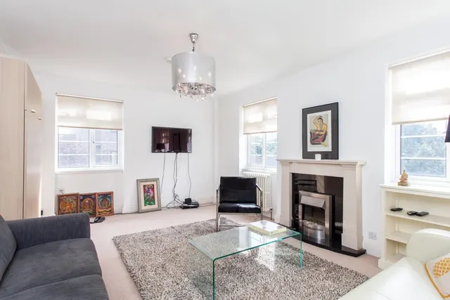 Pembroke Road London W8, photo 1