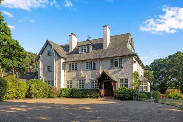 Photo 2 — Blighton Lane, The Sands, Farnham, Surrey, GU10 1PT