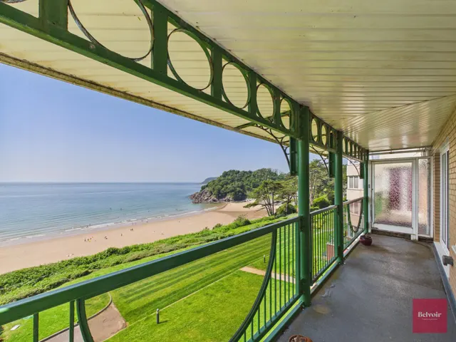 Photo 3 — Caswell Bay Court, Caswell, Swansea, SA3