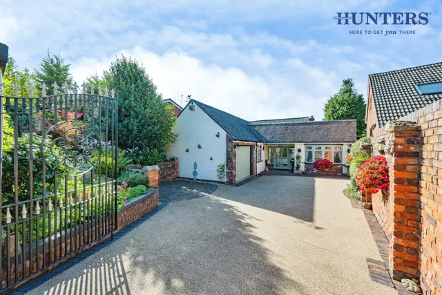 Upper St. John Street, Lichfield, WS14, photo 1