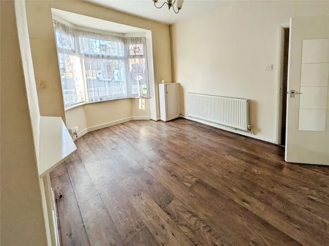 Rayleigh Road, Wolverhampton, WV3, photo 3