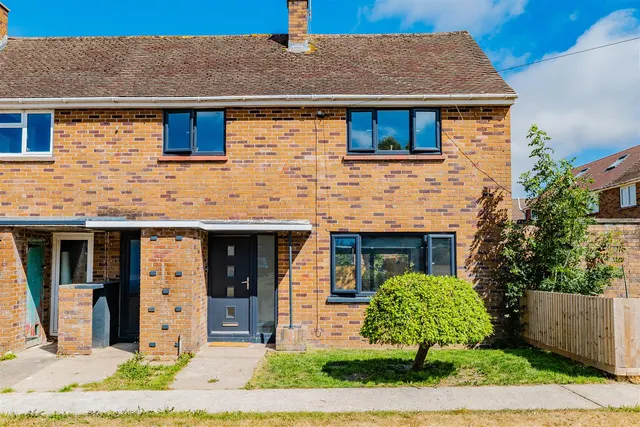 Rowan Grove, St. Athan, Barry, CF62 4JY, photo 1