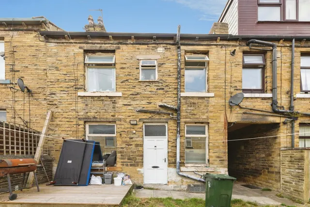 Ackworth Street, Bradford, photo 1
