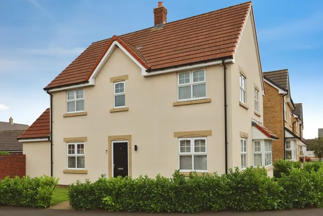 Laburnum Grove, St Helen Auckland, DL14, photo 1