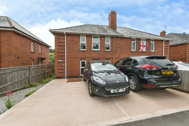 Rifford Road, Exeter, photo 1