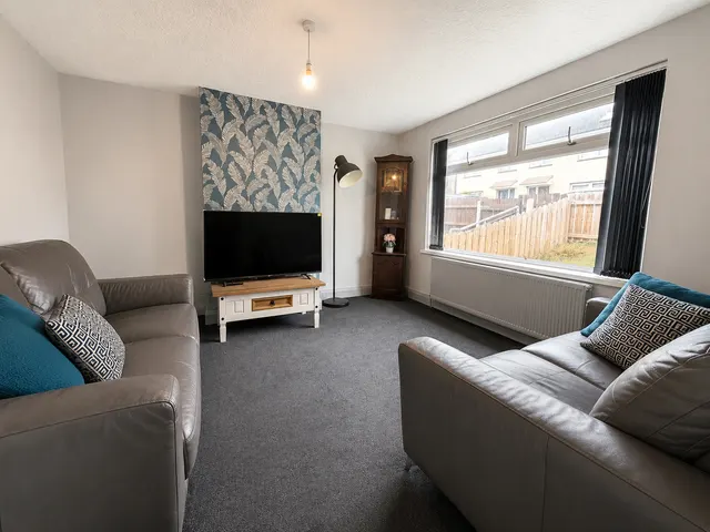 Photo 2 — Craig Crescent, Lisburn, BT28