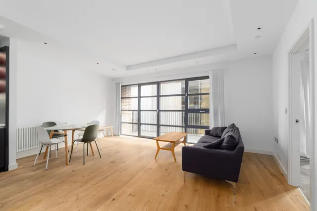 Lyell Street, London, E14, photo 2
