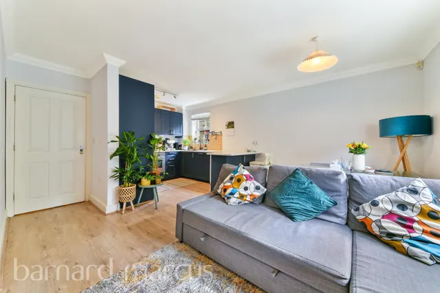 St Helens Road, Norbury, SW16, photo 3