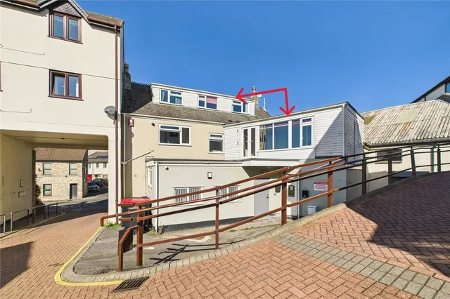 Stanley Court, Midsomer Norton, Somerset, BA3, photo 1