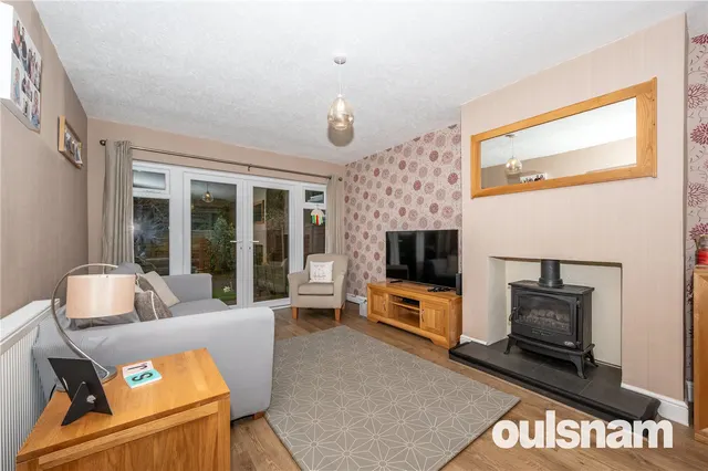 Photo 2 — Beeches Close, Rubery, Rednal, Birmingham, B45 9HD