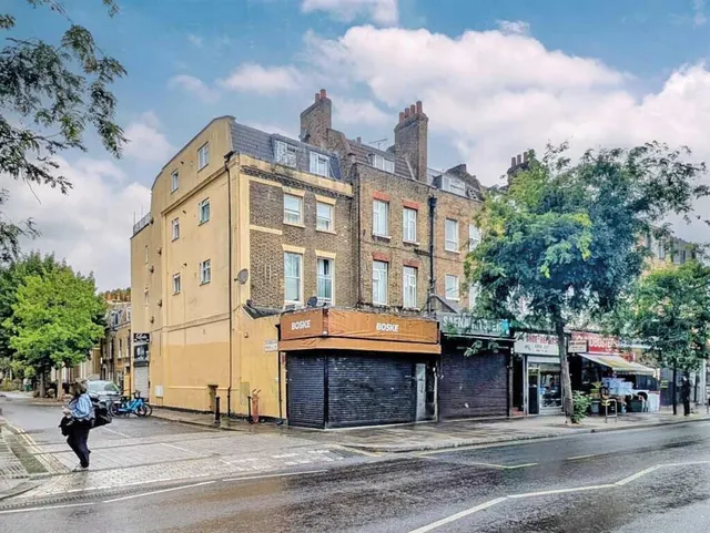 Walworth Road, WALWORTH, photo 1