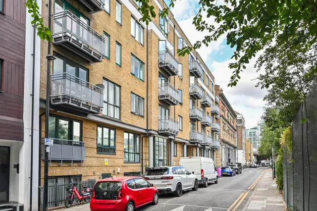 London, E1, photo 1