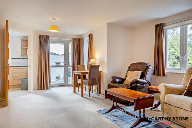 Foxes Road, Newport, PO30, photo 2