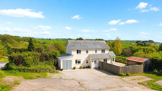 White Hart Close, Bratton Fleming, EX31, photo 1