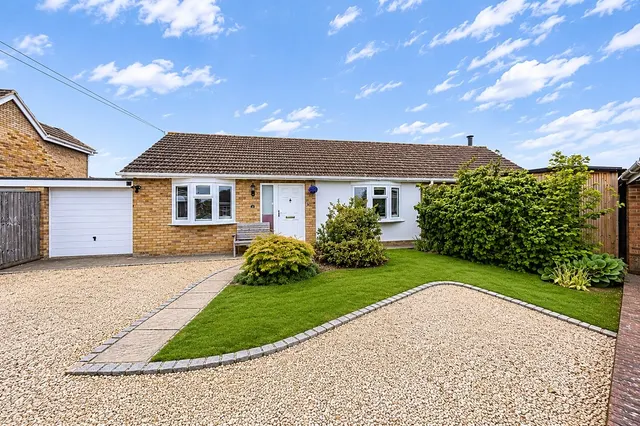 Holliers Close, Sydenham, Chinnor, photo 1