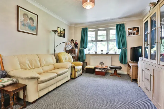 Poole Road, Poole, BH16, photo 2