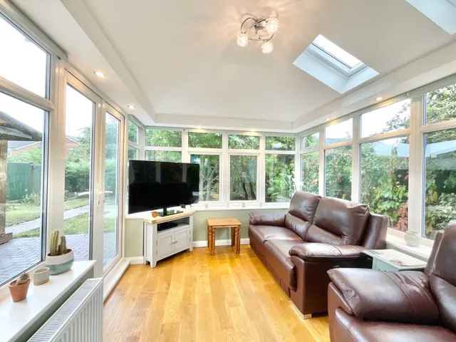Springwell Close, Crewe, CW2, photo 3