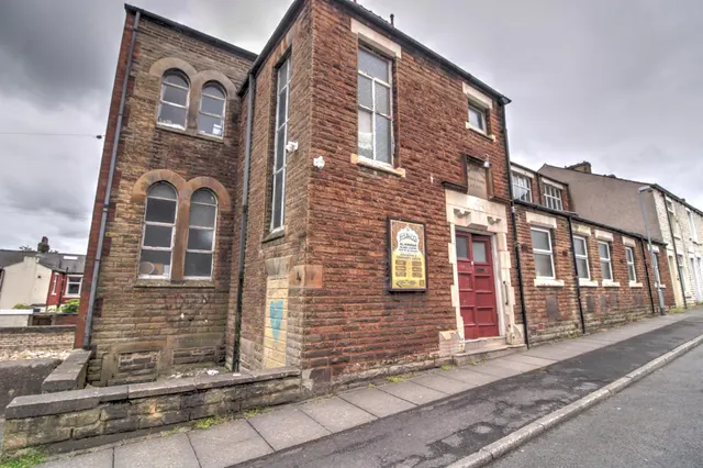 Orchard Street, Blackburn, BB6, photo 1