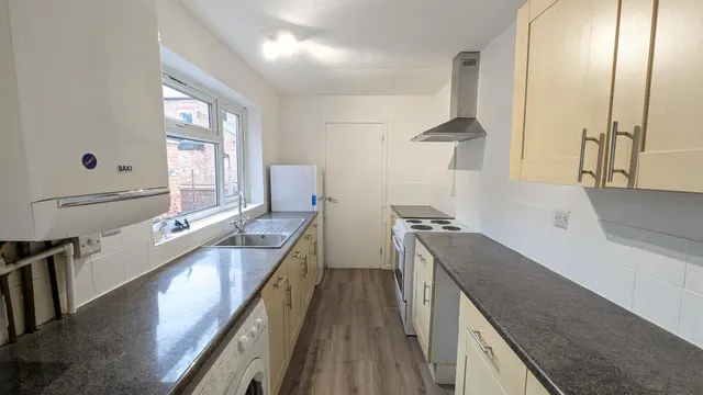 Bathley Street, Nottingham, NG2, photo 3