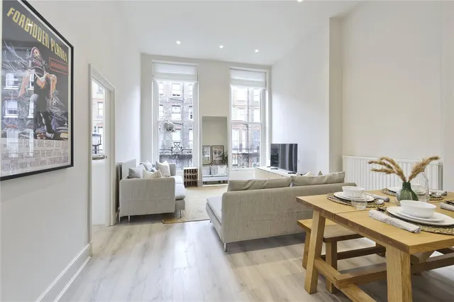 Photo 3 — Nottingham Place, London, W1U 5NN