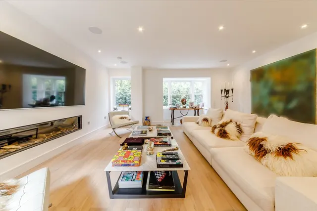 London Road, Ascot, SL5, photo 2