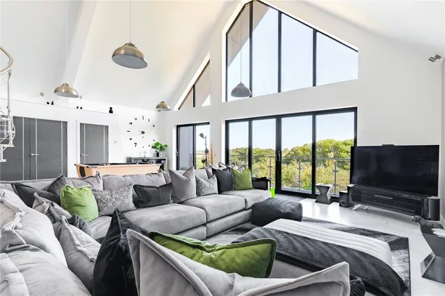 Langmead Drive, Bideford, EX39, photo 2