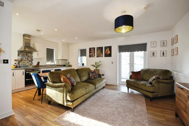 Florence Close, Great Warley, CM13, photo 1