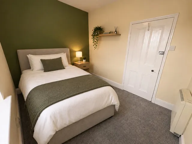 Hartford Road, Huntingdon, PE29, photo 2