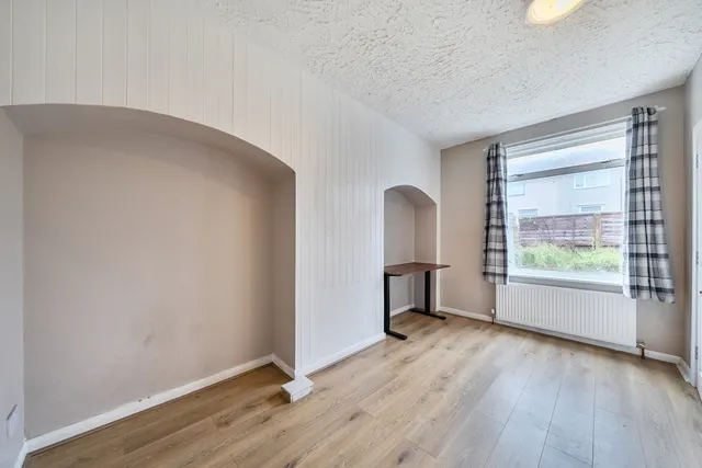 Photo 2 — Tristram Road, BR1