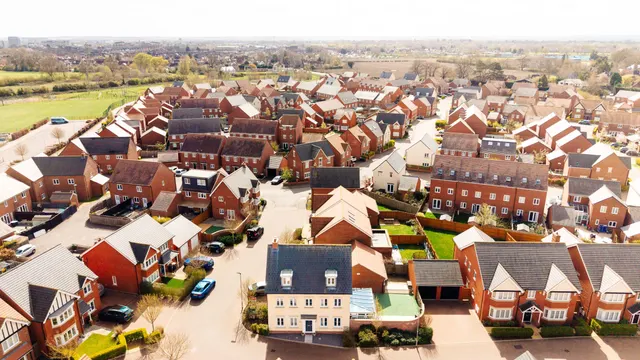 Cameron Crescent, Bedford, photo 1