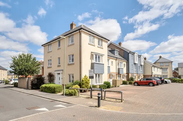 Furze Drive, Romsey, SO51, photo 1