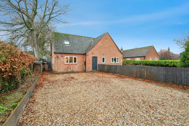 Reepham Road, Briston, NR24, photo 1