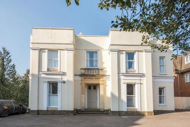 West Bar Street, Banbury, OX16, photo 1