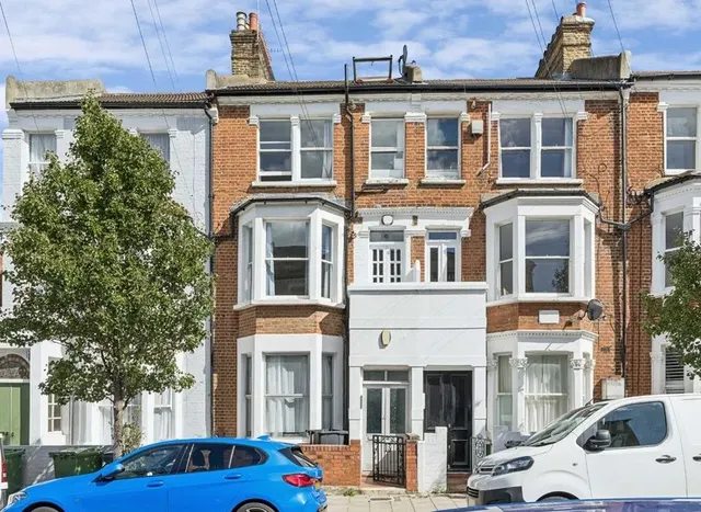Prideaux Road, Stockwell, SW9, photo 1