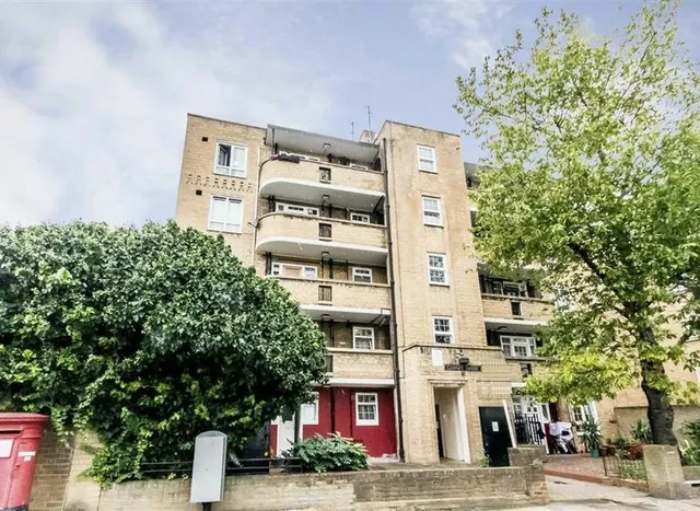 Garnet Street, Wapping, E1W, photo 1