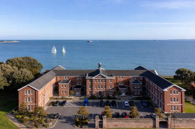 Haslar Road, Gosport, PO12, photo 2